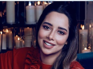 بلقيس تغني جينيريك المسلسل المغربي « بين القصور » بلقيس تغني جينيريك المسلسل المغربي « بين القصور »