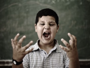 كيف تعين ولدك المراهق على التحكم بنوبات الغضب كيف تعين ولدك المراهق على التحكم بنوبات الغضب