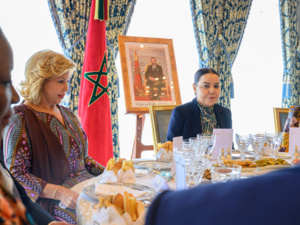 الأميرة للا أسماء تترأس مأدبة غداء أقامها جلالة الملك على شرف السيدة الأولى للكوت ديفوار