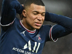 مبابي: «لديّ مشاكل كثيرة لكن ليس مع إنريكي» مبابي: «لديّ مشاكل كثيرة لكن ليس مع إنريكي»