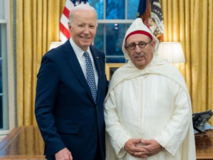 سفير الملك في واشنطن يقدم أوراق اعتماده لجو بايدن سفير الملك في واشنطن يقدم أوراق اعتماده لجو بايدن