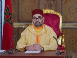 أمير المؤمنين يتبادل التهاني بمناسبة حلول شهر رمضان