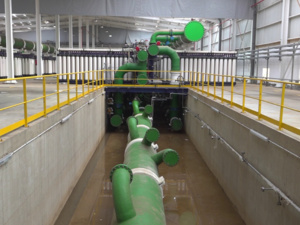 استكشاف أول محطة لتحلية مياه البحر في إفريقيا استكشاف أول محطة لتحلية مياه البحر في إفريقيا