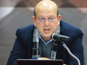 رجالات ونساءات اللجنة التحضيرية لمؤتمر الثامن عشر لحزب الاستقلال رجالات ونساءات اللجنة التحضيرية لمؤتمر الثامن عشر لحزب الاستقلال