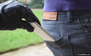 اختلاق جريمة وهمية على قناة إذاعية يجر شخصين للمساءلة القضائية اختلاق جريمة وهمية على قناة إذاعية يجر شخصين للمساءلة القضائية