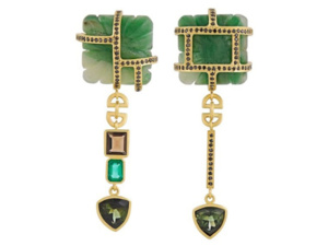 أناقة المجوهرات حين يطوقها الجمال والفخامة أناقة المجوهرات حين يطوقها الجمال والفخامة