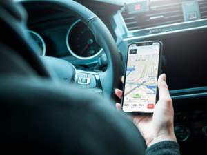 تزايد الطلب على خدمات النقل عبر التطبيقات في المغرب يثير الاهتمام في ظل غياب الإطار القانوني تزايد الطلب على خدمات النقل عبر التطبيقات في المغرب يثير الاهتمام في ظل غياب الإطار القانوني