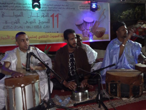 بداية فعاليات النسخة الحادية عشر من مهرجان المديح النبوي في العيون بداية فعاليات النسخة الحادية عشر من مهرجان المديح النبوي في العيون