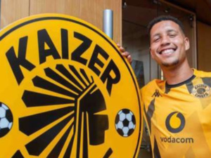 مأساة: لاعب كايزر تشيفز الجنوب أفريقي يفارق الحياة جراء إطلاق النار مأساة: لاعب كايزر تشيفز الجنوب أفريقي يفارق الحياة جراء إطلاق النار