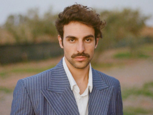 إطلاق أحدث أغنية مصورة للنجم الفلسطيني سانت ليفانت في مدينة مراكش إطلاق أحدث أغنية مصورة للنجم الفلسطيني سانت ليفانت في مدينة مراكش