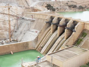 تعلية السدود الرئيسية لتحقيق هدف تعبئة 1.4 مليار م³: وزارة التجهيز والماء تتخذ إجراءات تعلية السدود الرئيسية لتحقيق هدف تعبئة 1.4 مليار م³: وزارة التجهيز والماء تتخذ إجراءات