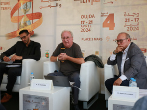 الفعاليات الثقافية تتواصل في المعرض المغاربي للكتاب بوجدة الفعاليات الثقافية تتواصل في المعرض المغاربي للكتاب بوجدة
