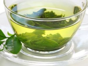 فوائد الشاي الأخضر: الصحة والعافية في كوب واحد