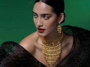 آخر صيحات المجوهرات في عالم الموضة آخر صيحات المجوهرات في عالم الموضة