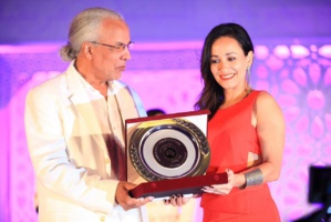 مدحت العدل ضمنة لجنة تحكيم "الداخلة بروجيكت" وسناء العلوي تعود للبساط الأحمر مدحت العدل ضمنة لجنة تحكيم "الداخلة بروجيكت" وسناء العلوي تعود للبساط الأحمر