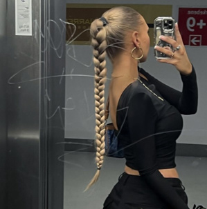 تسريحات شعر ضفائر ستنقذكِ من دوّامة اللوكات المملّة تسريحات شعر ضفائر ستنقذكِ من دوّامة اللوكات المملّة