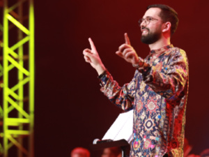 أمين بودشار ينضم لأول مرة إلى مهرجان قرطاج إلى جانب كاظم الساهر وأصالة نصري أمين بودشار ينضم لأول مرة إلى مهرجان قرطاج إلى جانب كاظم الساهر وأصالة نصري