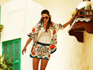 كيفية اختيار زي السباحة المناسب لإخفاء عيوب الجسم كيفية اختيار زي السباحة المناسب لإخفاء عيوب الجسم