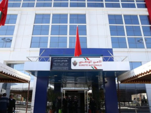 أمن مكناس يوقف شابة عشرينية متورطة في قضية مخدرات أمن مكناس يوقف شابة عشرينية متورطة في قضية مخدرات