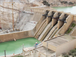 تقدم ملحوظ في مشروع تعلية سد محمد الخامس لزيادة السعة التخزينية إلى مليار متر مكعب تقدم ملحوظ في مشروع تعلية سد محمد الخامس لزيادة السعة التخزينية إلى مليار متر مكعب