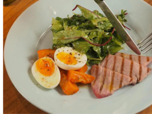 فوائد تناول البيض يومياً وفق اختصاصية تغذية: بين الصحة والحذر فوائد تناول البيض يومياً وفق اختصاصية تغذية: بين الصحة والحذر