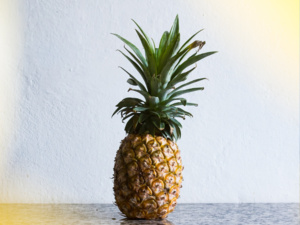 فوائد الأناناس: تعزيز الصحة وتحسين جمال البشرة فوائد الأناناس: تعزيز الصحة وتحسين جمال البشرة