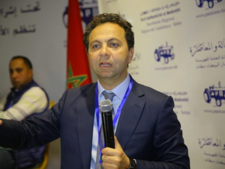"صلاح الدين أبو الغالي :عندما يلعب حزب الأصالة والمعاصرة لعبة التوازن"
