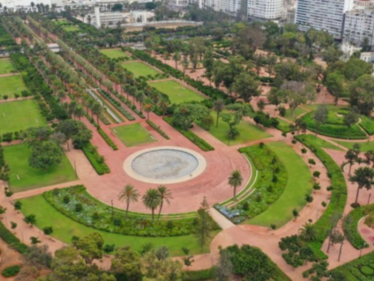 "سيدي البرنوصي يتنفس الصعداء بحديقته الجديدة" "سيدي البرنوصي يتنفس الصعداء بحديقته الجديدة"