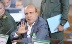 المحكمة الإدارية تعزل رئيس جماعة القنيطرة ونائبيه المحكمة الإدارية تعزل رئيس جماعة القنيطرة ونائبيه