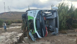 سلطات طاطا تنتشل جثتين جديدتين وحصيلة ضحايا الحافلة ترتفع لـ9وفيات سلطات طاطا تنتشل جثتين جديدتين وحصيلة ضحايا الحافلة ترتفع لـ9وفيات