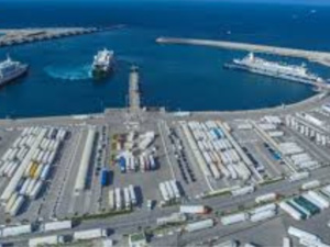 ميناء طنجة المتوسط: كيف يستعد المغرب للكوارث البيئية؟ ميناء طنجة المتوسط: كيف يستعد المغرب للكوارث البيئية؟