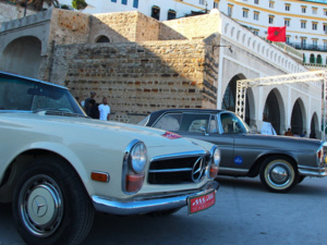 رالي السيارات الكلاسيكية يزين شوارع طنجة رالي السيارات الكلاسيكية يزين شوارع طنجة