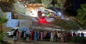 فاس..59 مصاب إثر انقلاب حافلة للنقل الحضري فاس..59 مصاب إثر انقلاب حافلة للنقل الحضري