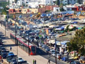 إعادة بناء درب غلف وتحويله إلى مركز تجاري عصري إعادة بناء درب غلف وتحويله إلى مركز تجاري عصري