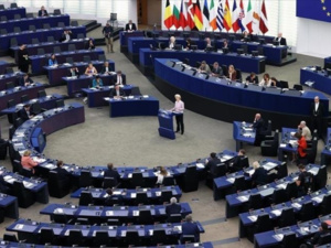 البرلمان الأوروبي يرفض مناورات الانفصاليين ويتجاهل قرار قرار محكمة العدل حول المغرب البرلمان الأوروبي يرفض مناورات الانفصاليين ويتجاهل قرار قرار محكمة العدل حول المغرب