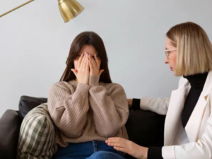 اليوم العالمي للصحة النفسية: العلامات المبكرة للاضطرابات النفسية وكيفية التعرف عليها اليوم العالمي للصحة النفسية: العلامات المبكرة للاضطرابات النفسية وكيفية التعرف عليها