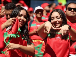 "لا للنساء في المدرجات" : حملة جديدة تغزو مواقع التواصل وتخلق جدلا واسعا في المغرب "لا للنساء في المدرجات" : حملة جديدة تغزو مواقع التواصل وتخلق جدلا واسعا في المغرب