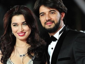 رسميا : طلاق الفنانة فرح الفاسي والممثل عمر لطفي رسميا : طلاق الفنانة فرح الفاسي والممثل عمر لطفي