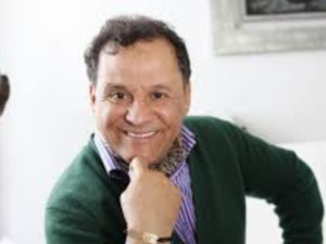 معهد العالم العربي بباريس يحتفي بـ 55 عامًا من الإبداع في المعرض الاستعادي للفنان مهدي قطبي معهد العالم العربي بباريس يحتفي بـ 55 عامًا من الإبداع في المعرض الاستعادي للفنان مهدي قطبي