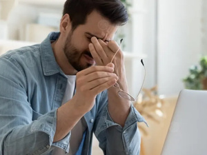 إرهاق مستمر : كيف يؤثر الضغط النفسي على حياتنا اليومية؟ إرهاق مستمر : كيف يؤثر الضغط النفسي على حياتنا اليومية؟