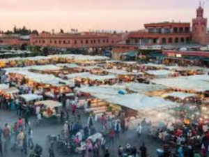مهرجان الشعر المغربي بمراكش يحتفي بالتنوع الثقافي والتعدد اللساني مهرجان الشعر المغربي بمراكش يحتفي بالتنوع الثقافي والتعدد اللساني