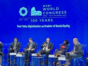 البريد بنك يُعزز التزامه بالشمول المالي في احتفالات الذكرى المئوية للمعهد العالمي لصناديق الادخار في روما البريد بنك يُعزز التزامه بالشمول المالي في احتفالات الذكرى المئوية للمعهد العالمي لصناديق الادخار في روما