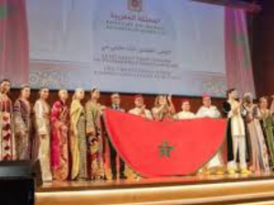 القفطان المغربي يتألق في اليونسكو خلال الأسبوع العربي الأول القفطان المغربي يتألق في اليونسكو خلال الأسبوع العربي الأول