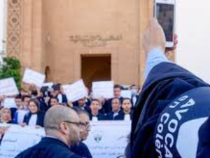 المحامون يعقلون إضرابهم الشامل بعد أسبوع كامل من التوقف عن العمل المحامون يعقلون إضرابهم الشامل بعد أسبوع كامل من التوقف عن العمل