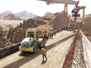 حوض أم الربيع.. بناء ثلاثة سدود جديدة لتأمين مياه الشرب والسقي حوض أم الربيع.. بناء ثلاثة سدود جديدة لتأمين مياه الشرب والسقي