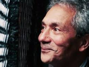 المخرج عبد القادر لقطع في لقاء سينمائي بأكادير: تجديد الإبداع واستعادة الذاكرة الثقافية المخرج عبد القادر لقطع في لقاء سينمائي بأكادير: تجديد الإبداع واستعادة الذاكرة الثقافية