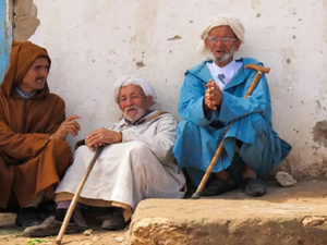 متقاعدو المغرب يحتجون على تدهور أوضاعهم المعيشية متقاعدو المغرب يحتجون على تدهور أوضاعهم المعيشية