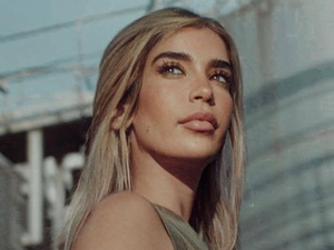 كريمة غيث تشوق جمهورها بأحدث أعمالها "حالي حال" كريمة غيث تشوق جمهورها بأحدث أعمالها "حالي حال"