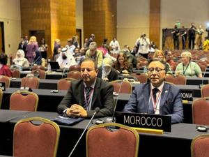 المغرب ينجح في سحب القفطان من ملف الجزائر باليونسكو المغرب ينجح في سحب القفطان من ملف الجزائر باليونسكو