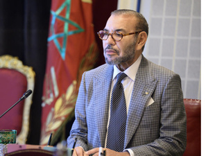 الملك يجري عملية جراحية تكللت بالنجاح على مستوى كتفه الأيسر الملك يجري عملية جراحية تكللت بالنجاح على مستوى كتفه الأيسر